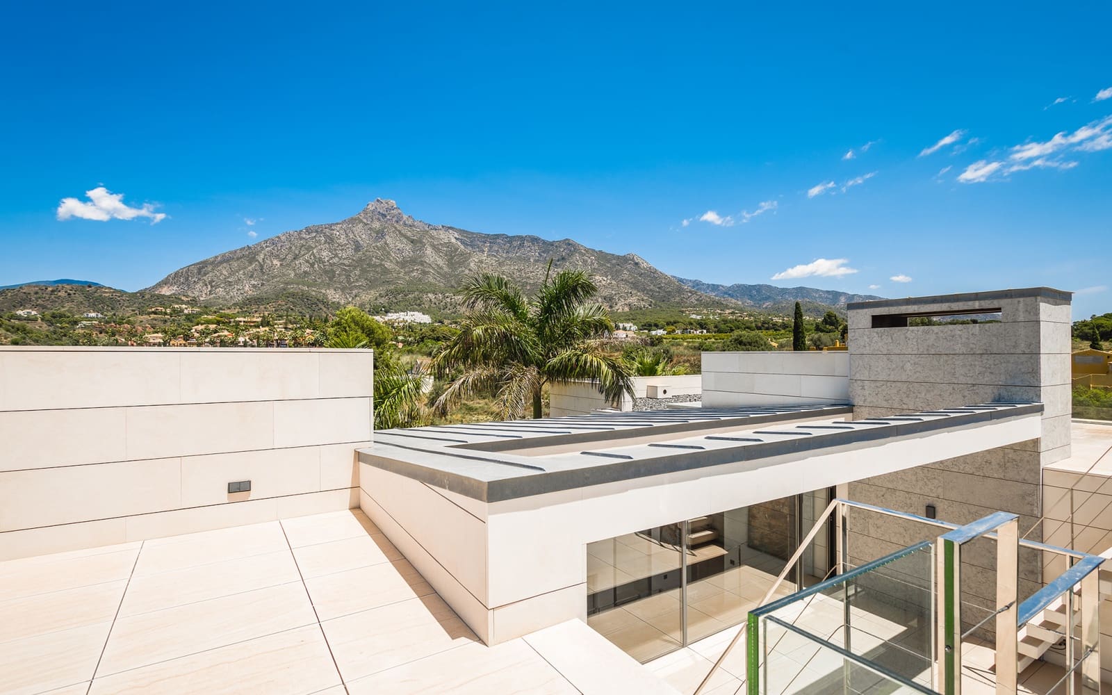 6 quarto Moradia para venda em Marbella com piscina garagem - 6 850 000 € (Ref: 9494830)