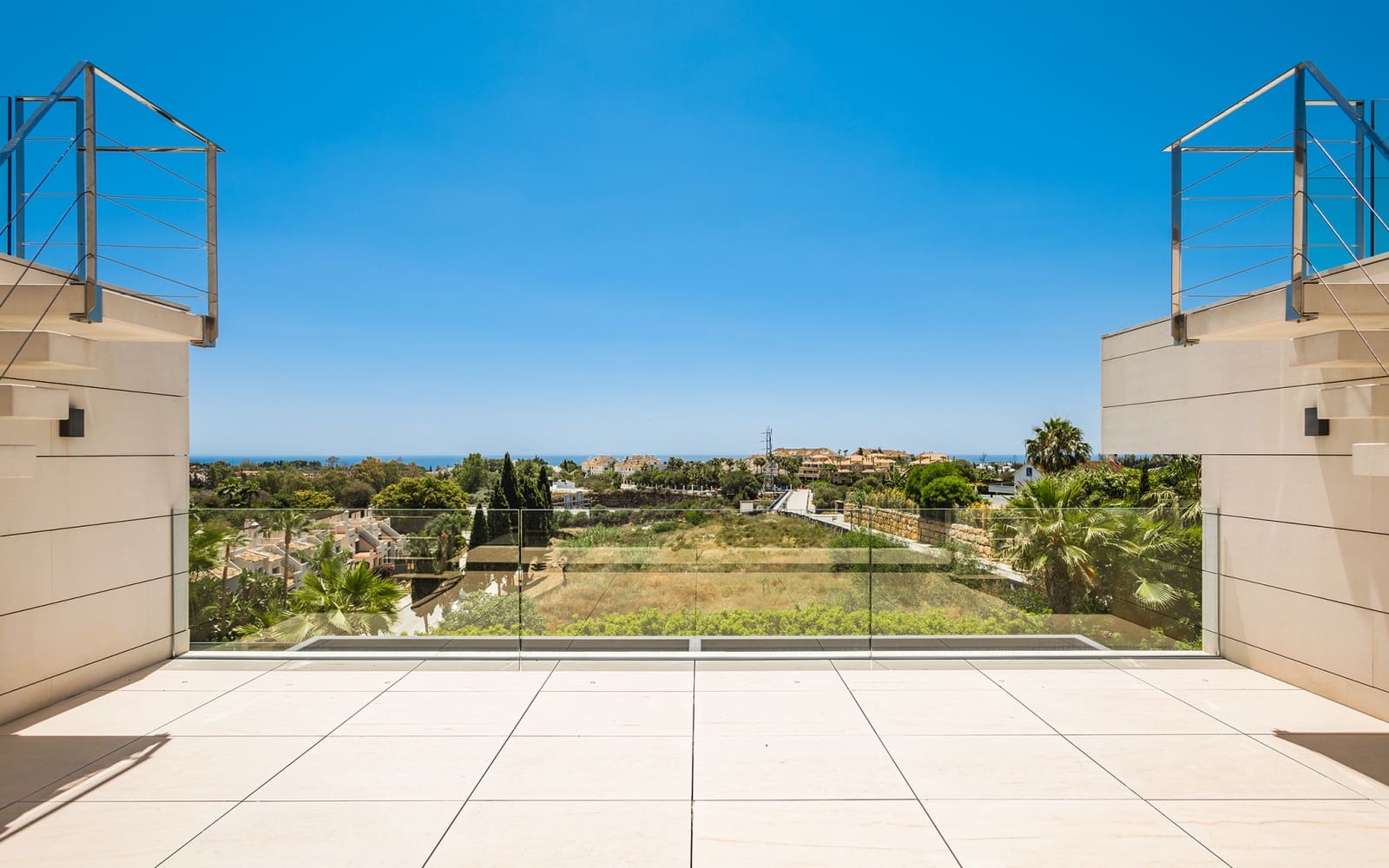 6 quarto Moradia para venda em Marbella com piscina garagem - 6 850 000 € (Ref: 9494830)