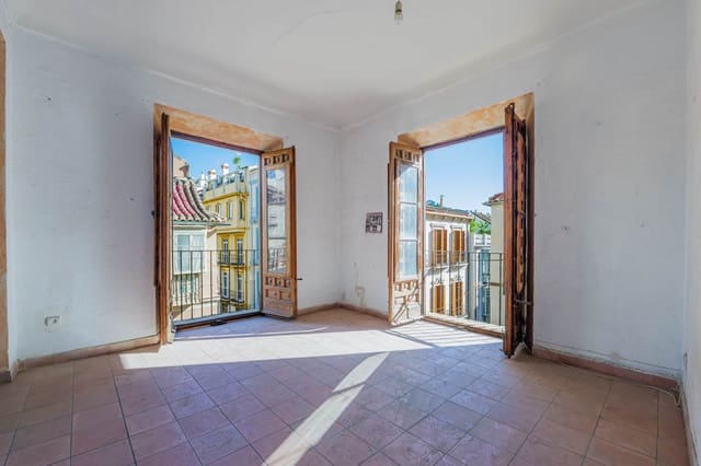 Leilighet til salgs i Centro Historico, Málaga by - € 4 000 000 (Ref: 9494839)