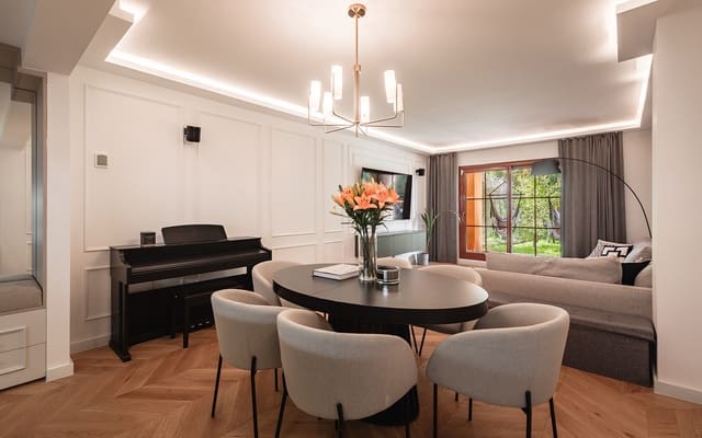 3 quarto Apartamento para venda em Benahavís com piscina garagem - 795 000 € (Ref: 9494843)