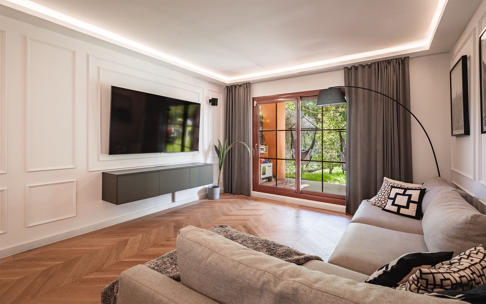 3 bedroom Apartment for sale in Benahavis with pool garage - € 795,000 (Ref: 9494843)