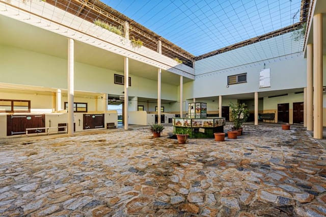 10 Zimmer Finca/Landgut zu verkaufen in Alhaurín de la Torre mit Pool Garage - 3.900.000 € (Ref: 9497023)