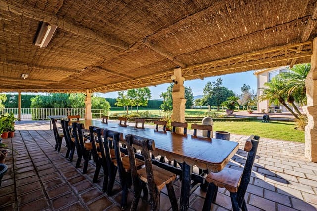 10 Zimmer Finca/Landgut zu verkaufen in Alhaurín de la Torre mit Pool Garage - 3.900.000 € (Ref: 9497023)