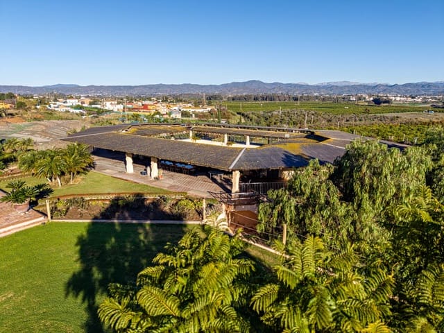 10 Zimmer Finca/Landgut zu verkaufen in Alhaurín de la Torre mit Pool Garage - 3.900.000 € (Ref: 9497023)