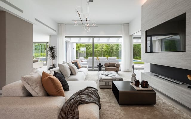 5 soveværelse Villa til salg i El Paraiso, Estepona med swimmingpool garage - € 2.485.000 (Ref: 9504049)