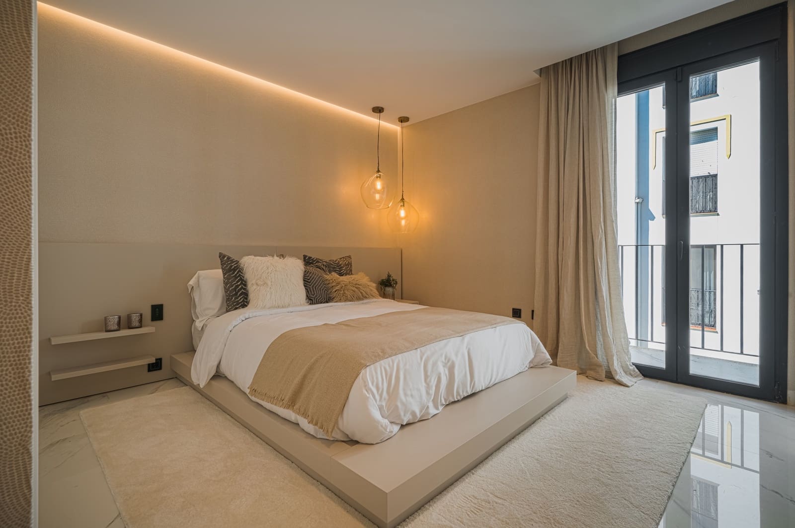 3 chambre Appartement à vendre à Puerto Banus avec garage - 2 950 000 € (Ref: 9504054)