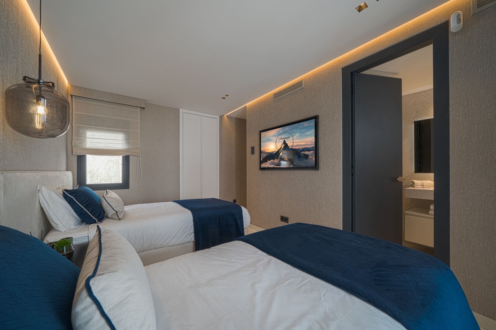 3 chambre Appartement à vendre à Puerto Banus avec garage - 2 950 000 € (Ref: 9504054)