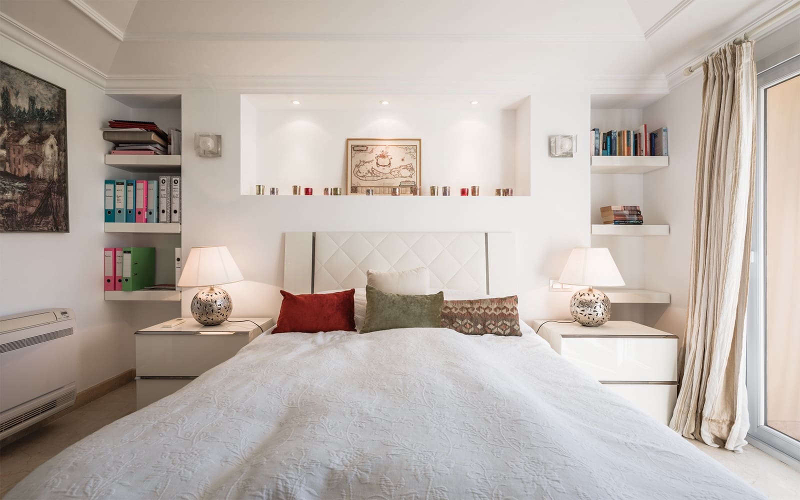 3 soverom Penthouse til salgs i Marbella med svømmebasseng garasje - € 3 950 000 (Ref: 9504056)