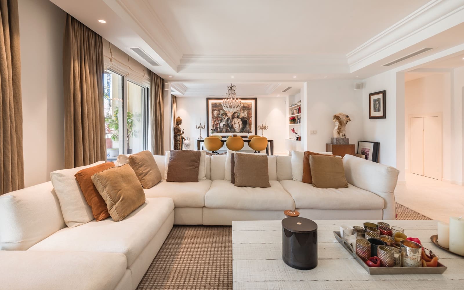 3 soverom Penthouse til salgs i Marbella med svømmebasseng garasje - € 3 950 000 (Ref: 9504056)