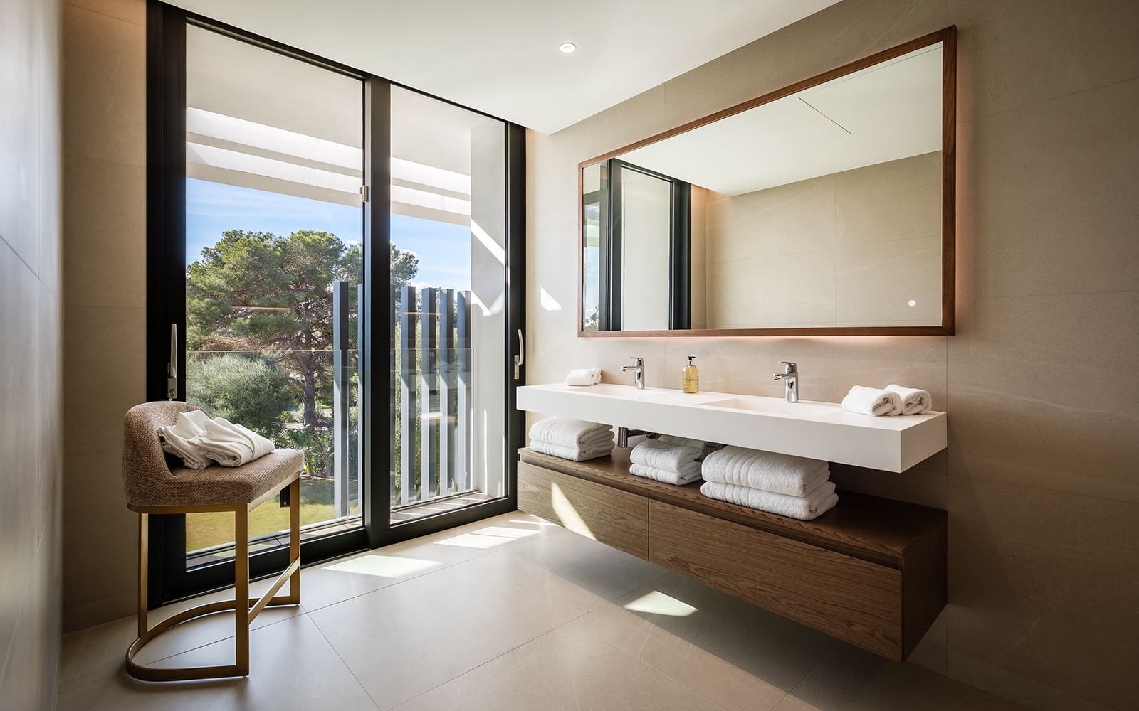 7 slaapkamer Villa te koop in Sotogrande met zwembad garage - € 12.995.000 (Ref: 9504057)