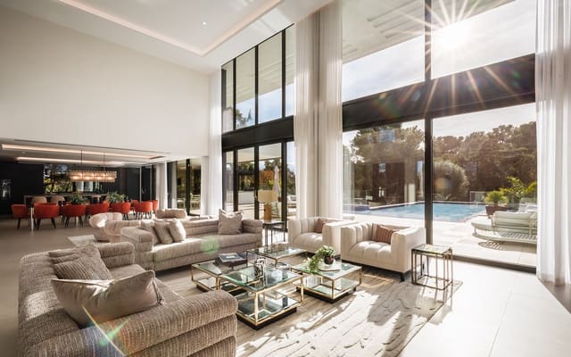 7 slaapkamer Villa te koop in Sotogrande Costa, San Roque met zwembad garage - € 12.995.000 (Ref: 9504057)