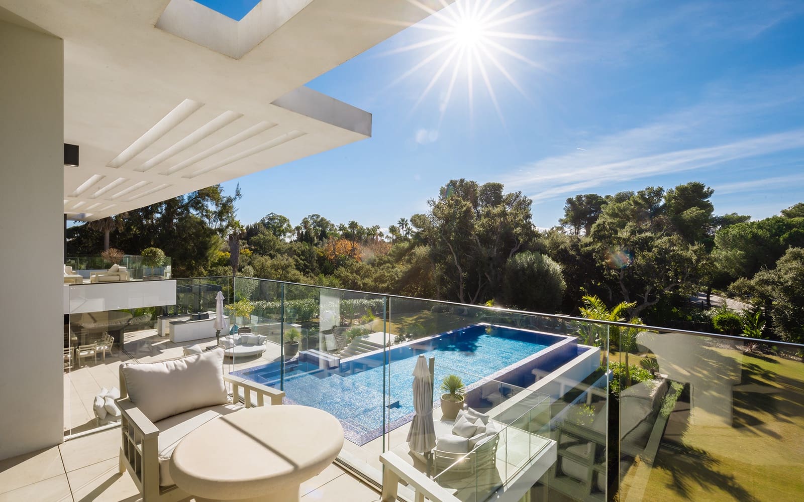 7 slaapkamer Villa te koop in Sotogrande met zwembad garage - € 12.995.000 (Ref: 9504057)