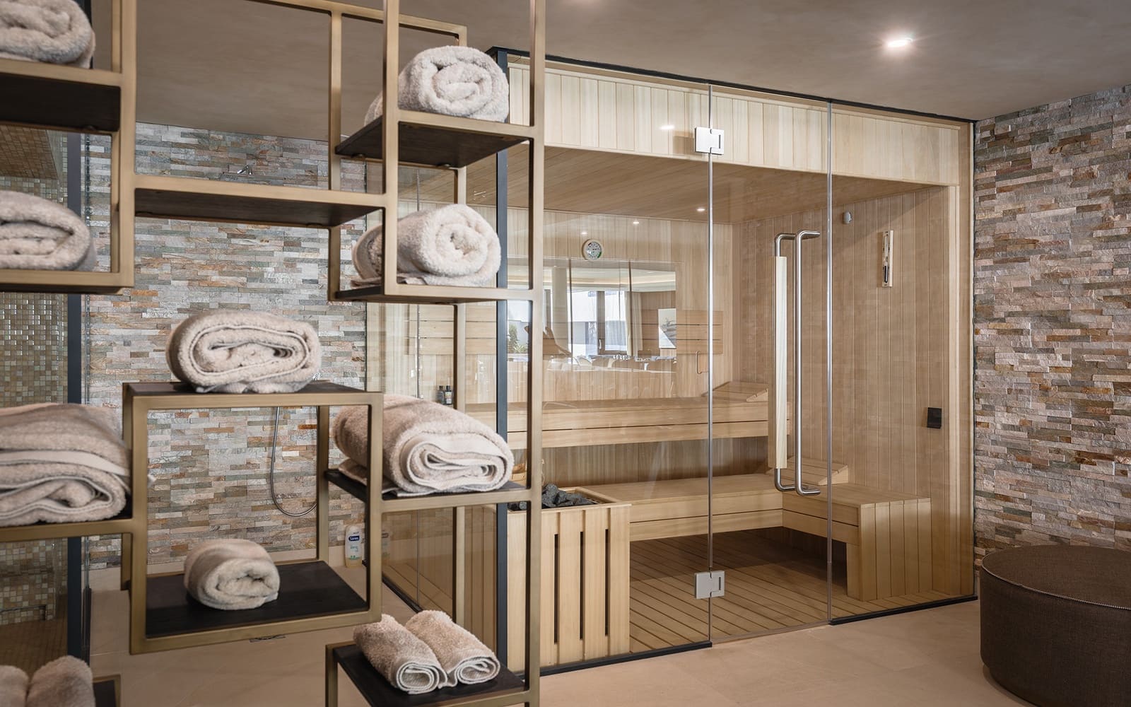 7 slaapkamer Villa te koop in Sotogrande met zwembad garage - € 12.995.000 (Ref: 9504057)