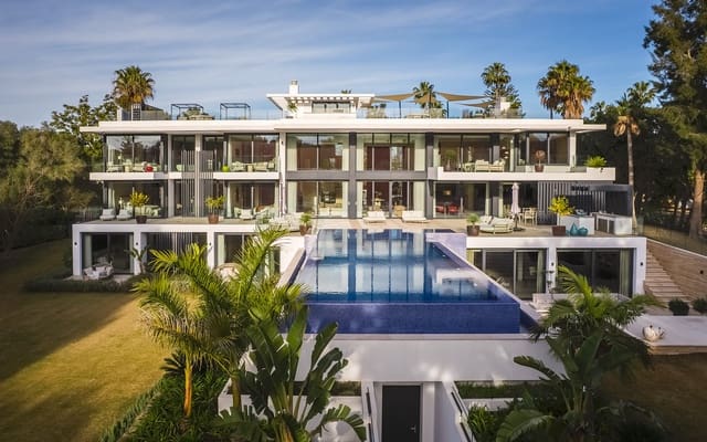 7 quarto Moradia para venda em Sotogrande Costa, San Roque com piscina garagem - 12 995 000 € (Ref: 9504057)
