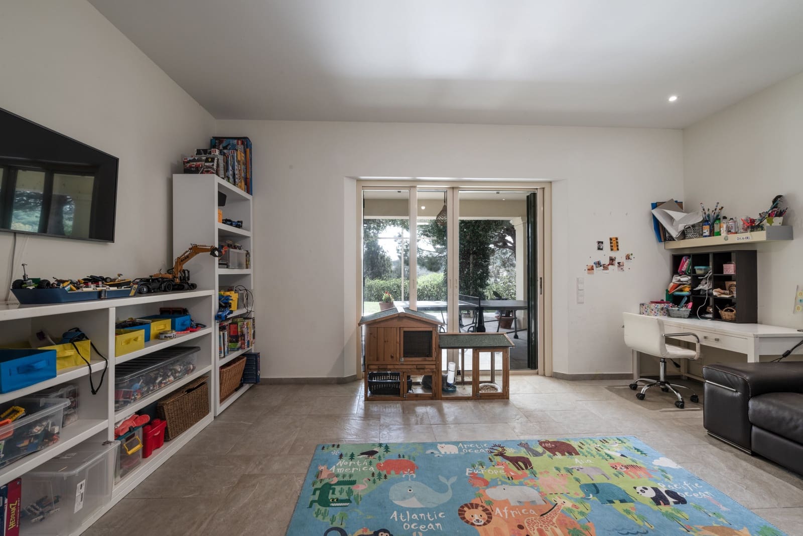 7 bedroom Villa for sale in Sotogrande with pool garage - € 2,950,000 (Ref: 9504058)