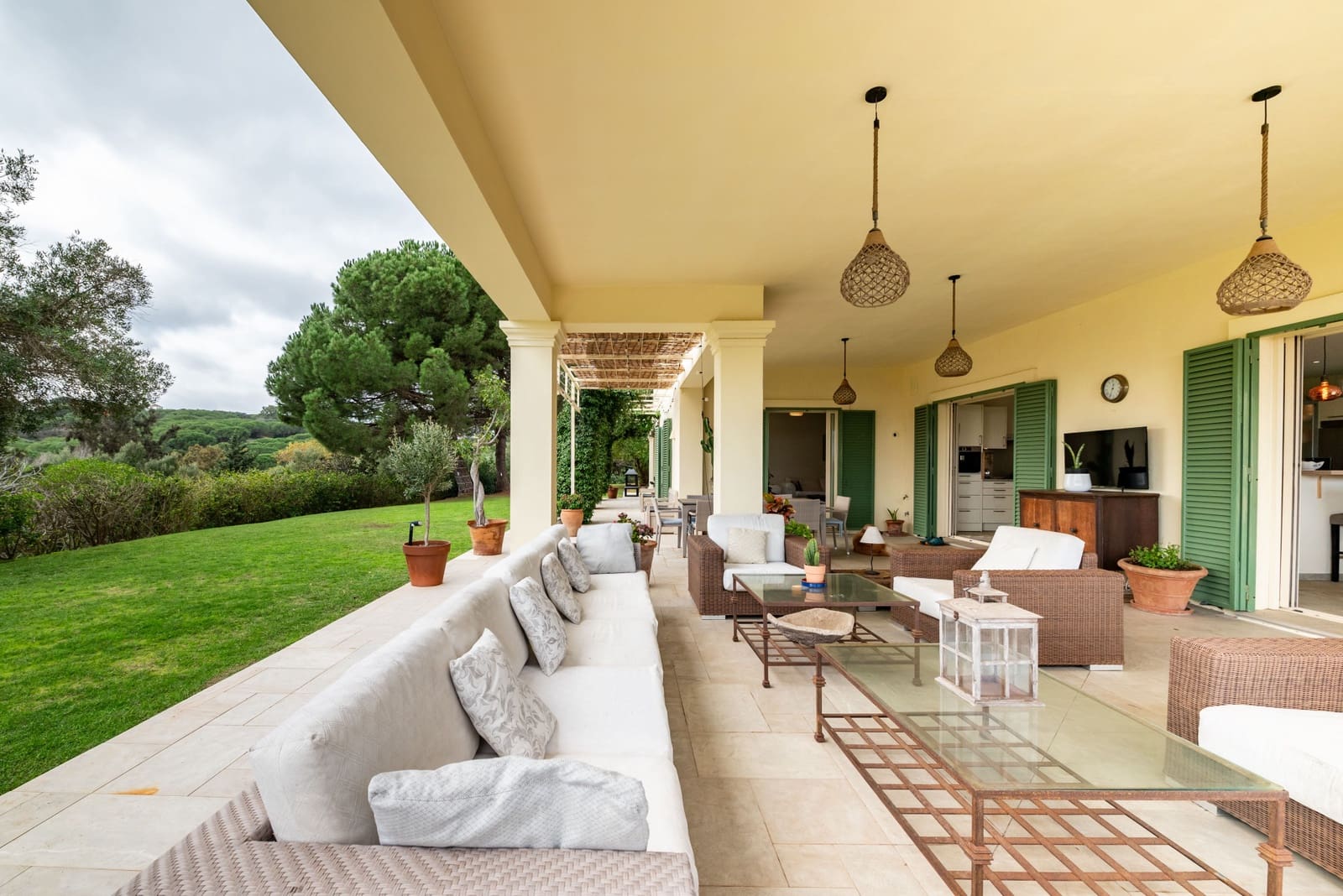 7 bedroom Villa for sale in Sotogrande with pool garage - € 2,950,000 (Ref: 9504058)