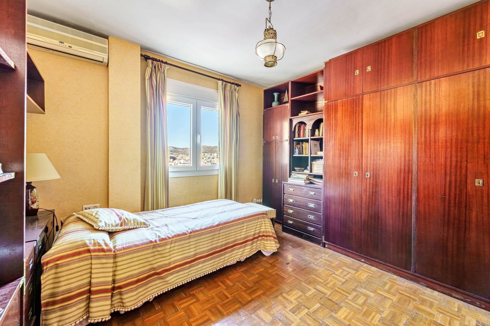 5 slaapkamer Penthouse te koop in Malaga stad met garage - € 549.000 (Ref: 9508532)