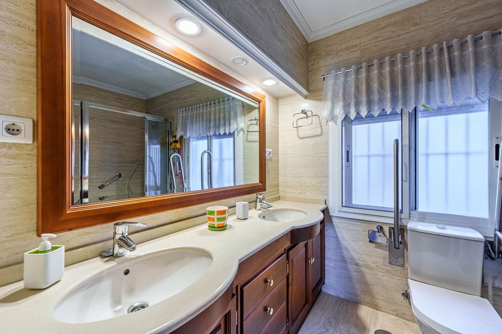 5 slaapkamer Penthouse te koop in Malaga stad met garage - € 549.000 (Ref: 9508532)