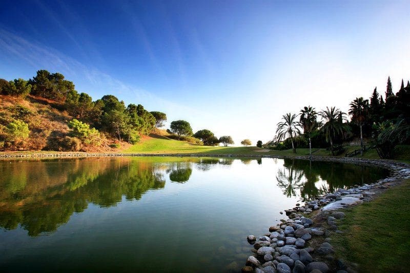 4 bedroom Townhouse for sale in La Quinta with garage - € 875,000 (Ref: 9508533)
