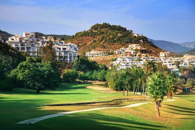 4 bedroom Townhouse for sale in La Quinta with garage - € 875,000 (Ref: 9508533)