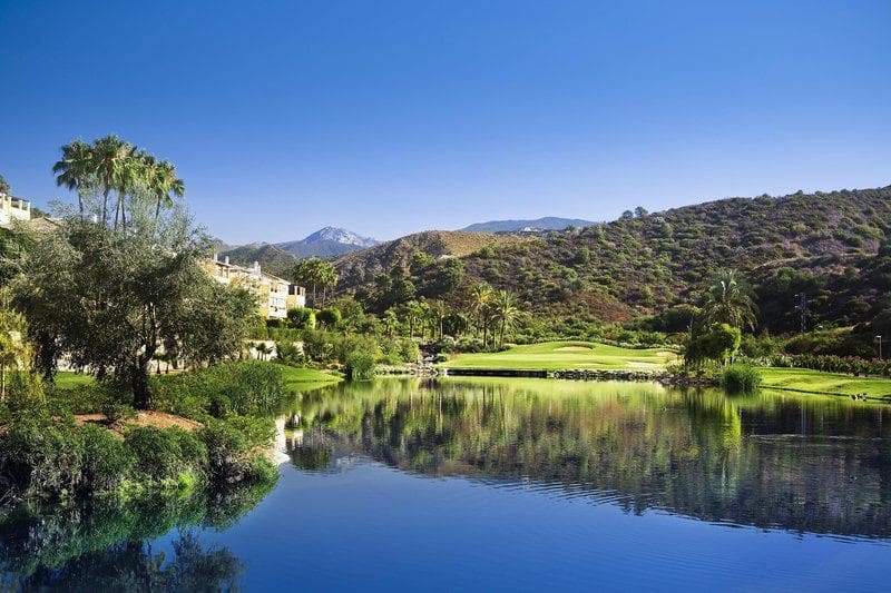 4 bedroom Townhouse for sale in La Quinta with garage - € 875,000 (Ref: 9508533)