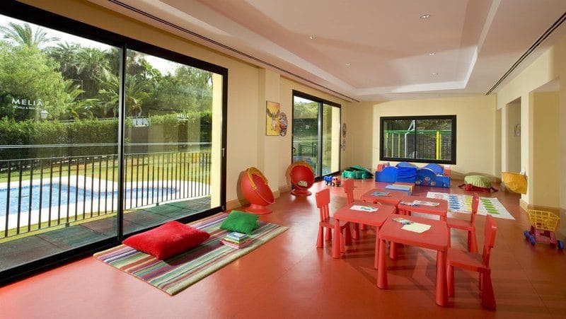 4 bedroom Townhouse for sale in La Quinta with garage - € 875,000 (Ref: 9508533)