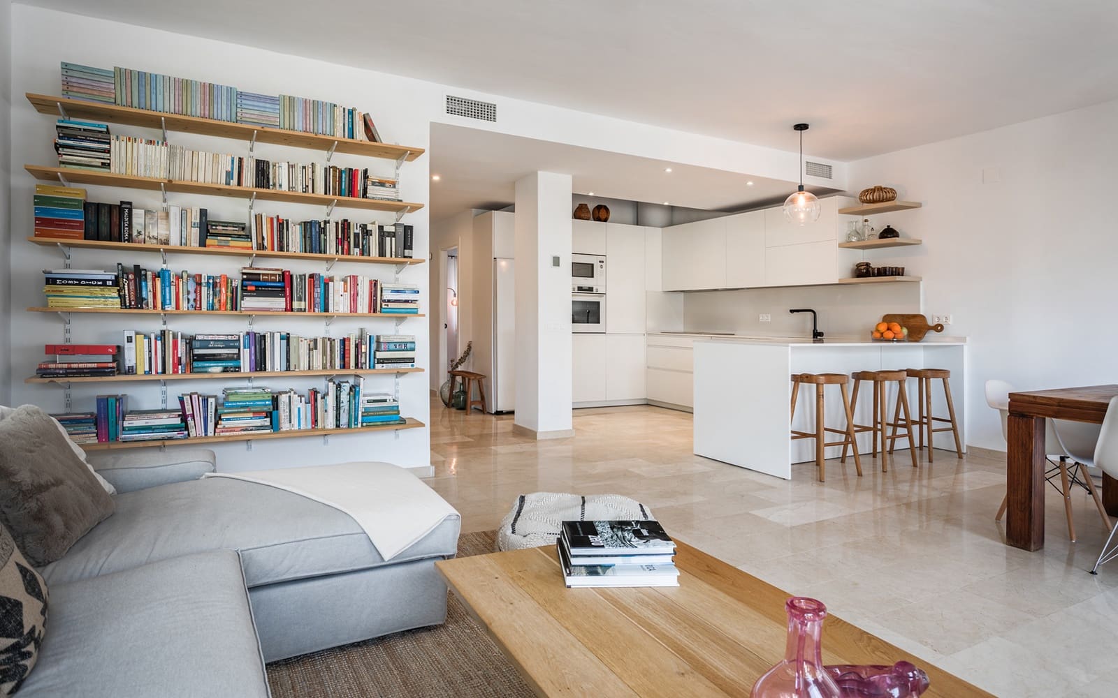 4 bedroom Townhouse for sale in La Quinta with garage - € 875,000 (Ref: 9508533)