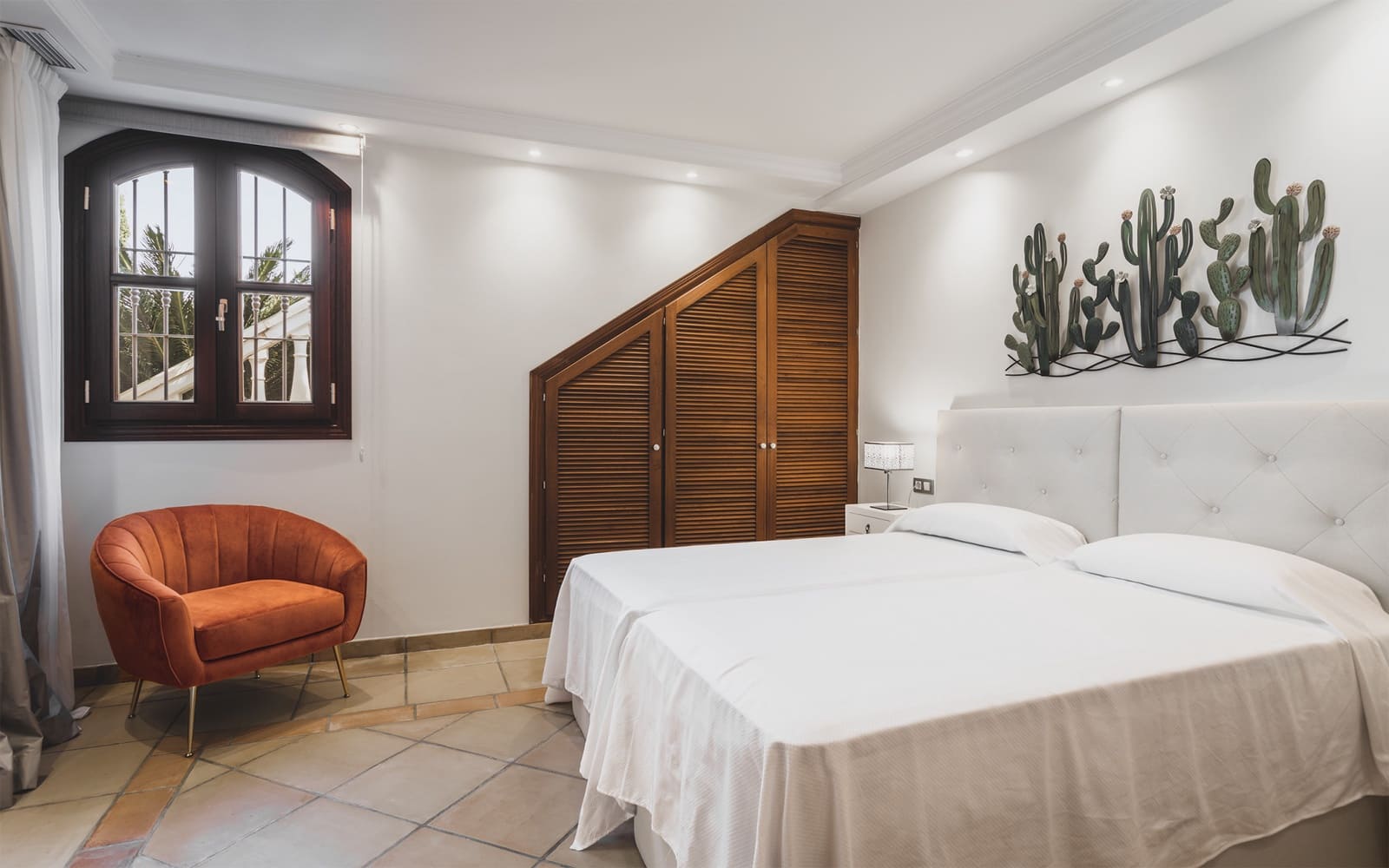 7 soveværelse Villa til salg i Estepona med swimmingpool - € 2.900.000 (Ref: 9508534)