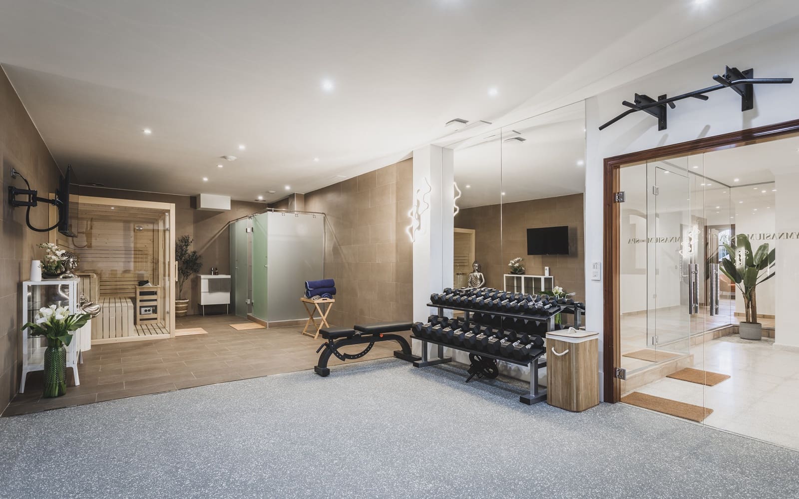 7 soveværelse Villa til salg i Estepona med swimmingpool - € 2.900.000 (Ref: 9508534)