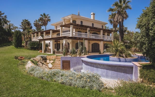 7 soveværelse Villa til salg i Estepona med swimmingpool - € 2.900.000 (Ref: 9508534)