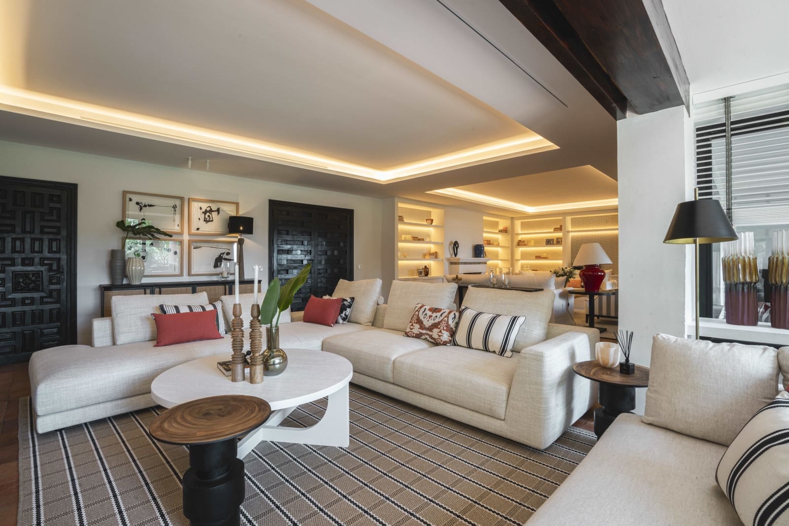 6 soveværelse Villa til salg i Malaga by med swimmingpool garage - € 6.700.000 (Ref: 9512093)