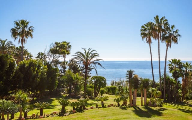 8 sovrum Villa till salu i Estepona med pool - 6 800 000 € (Ref: 9512096)