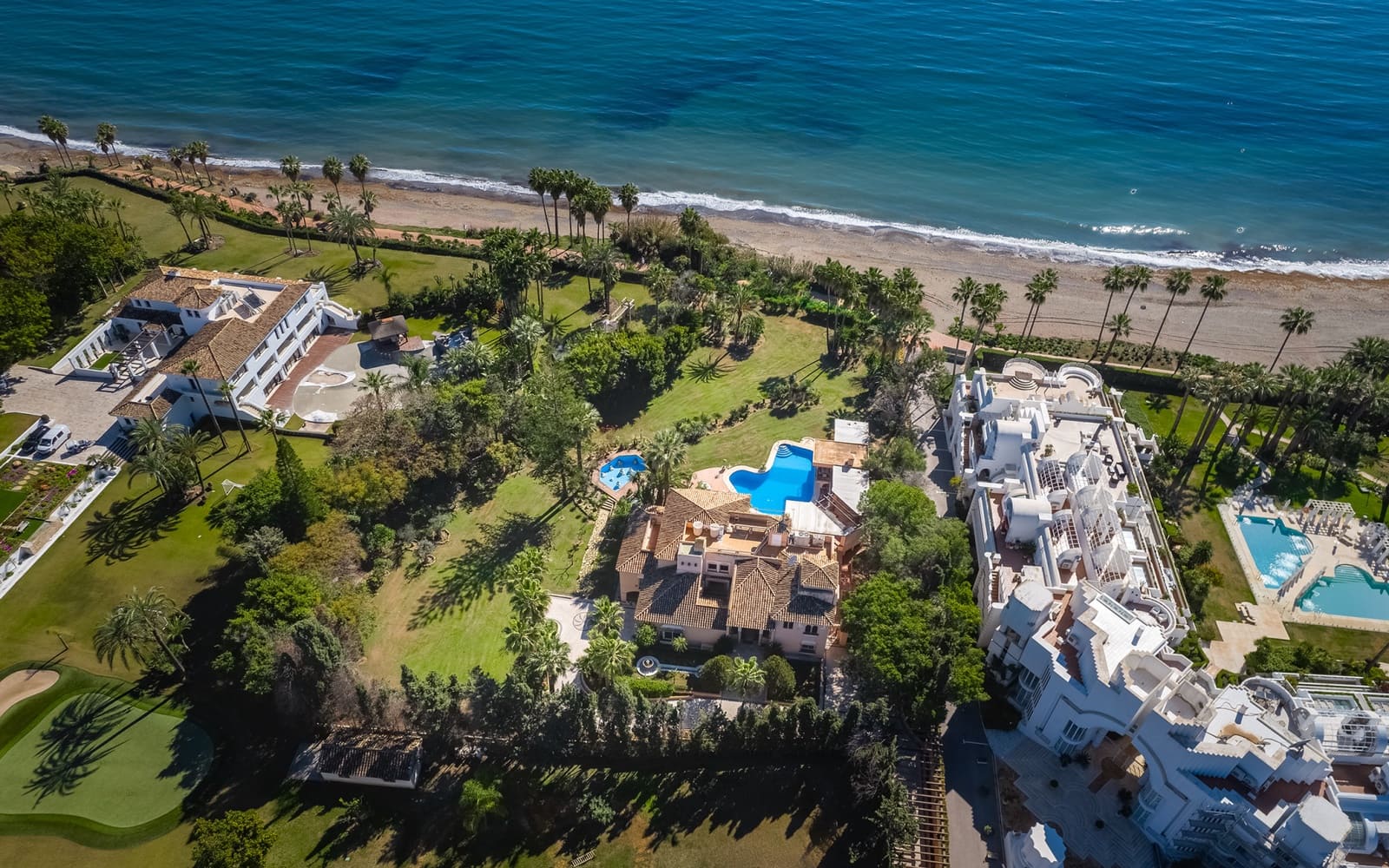 8 bedroom Villa for sale in Estepona with pool - € 6,500,000 (Ref: 9512096)