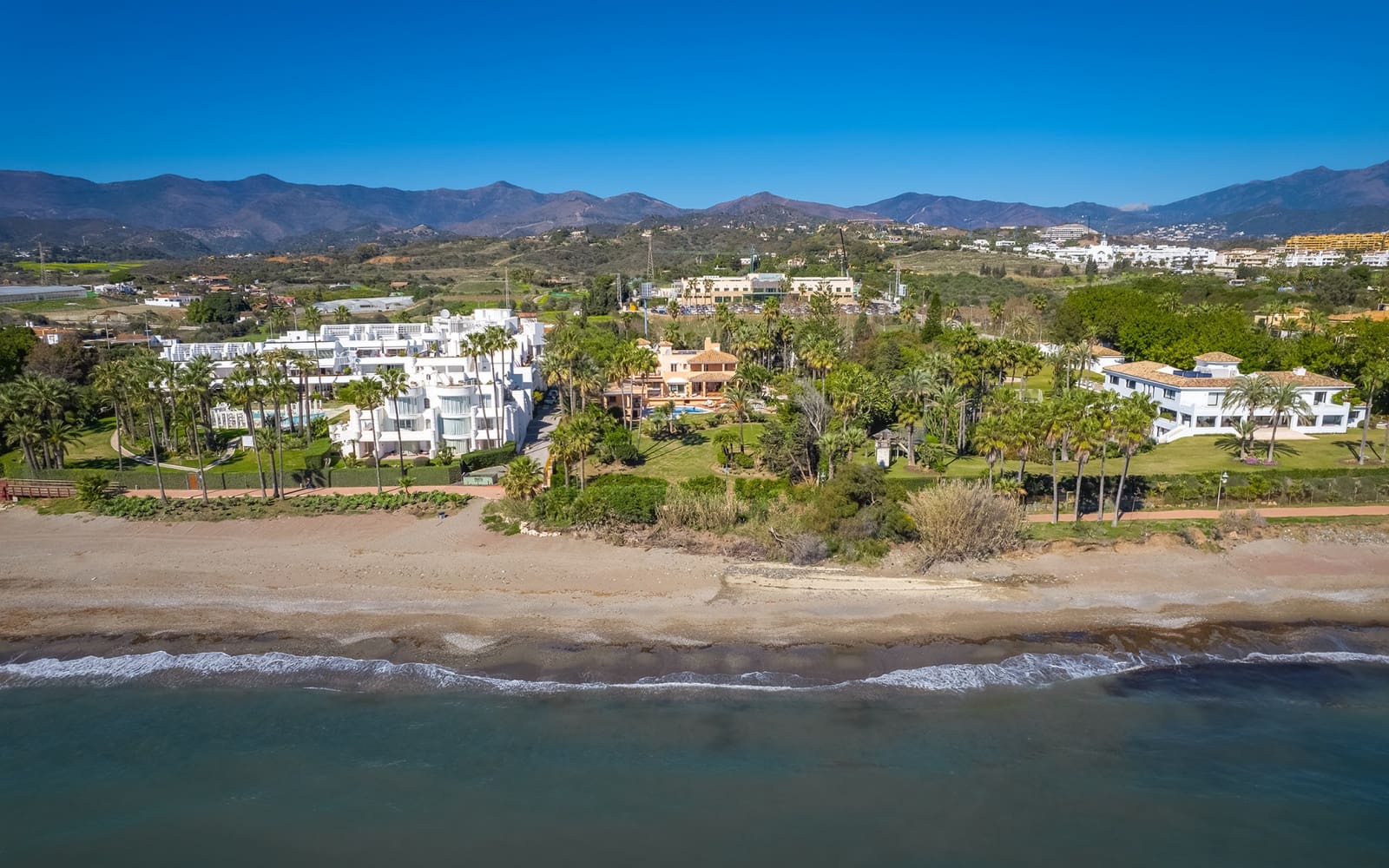 8 bedroom Villa for sale in Estepona with pool - € 6,500,000 (Ref: 9512096)