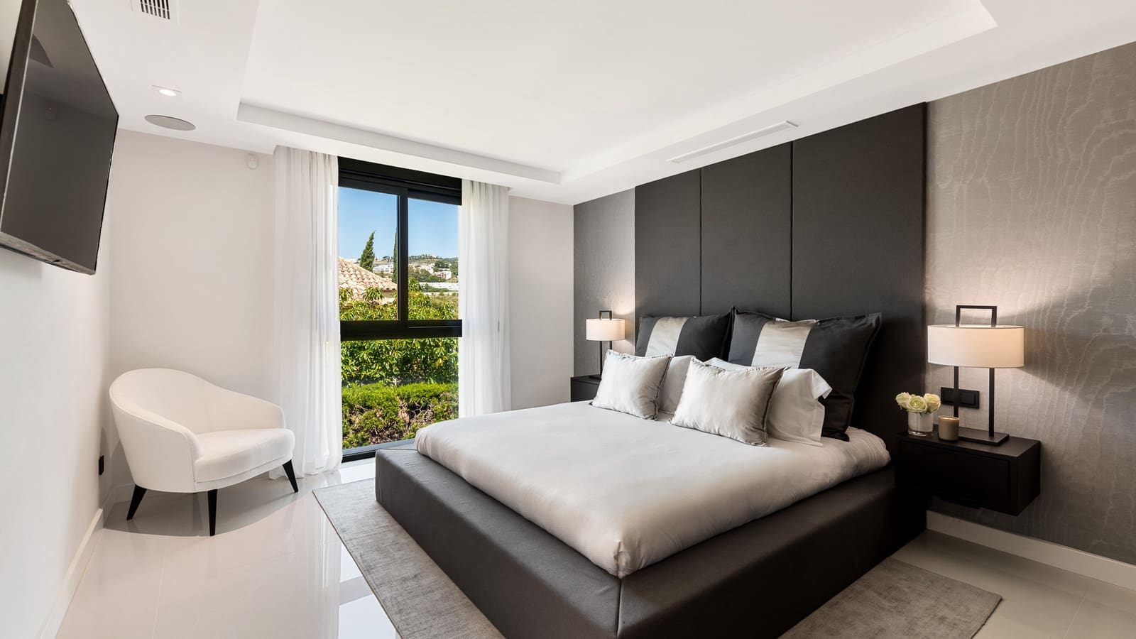 6 sypialnia Willa na sprzedaż w Marbella z basenem garażem - 5 995 000 € (Ref: 9512098)