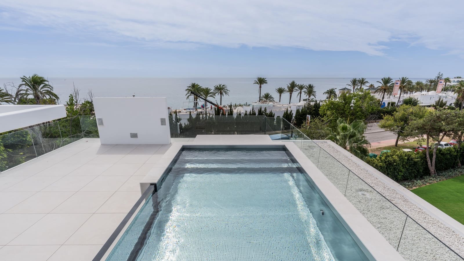 4 soverom Kjedet enebolig til salgs i Marbella med svømmebasseng - € 4 500 000 (Ref: 9524055)