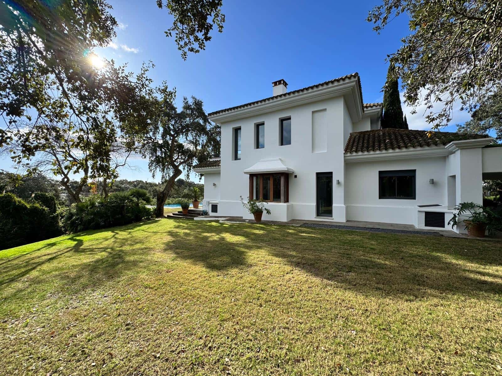 5 slaapkamer Villa te koop in Sotogrande met zwembad garage - € 2.500.000 (Ref: 9527191)