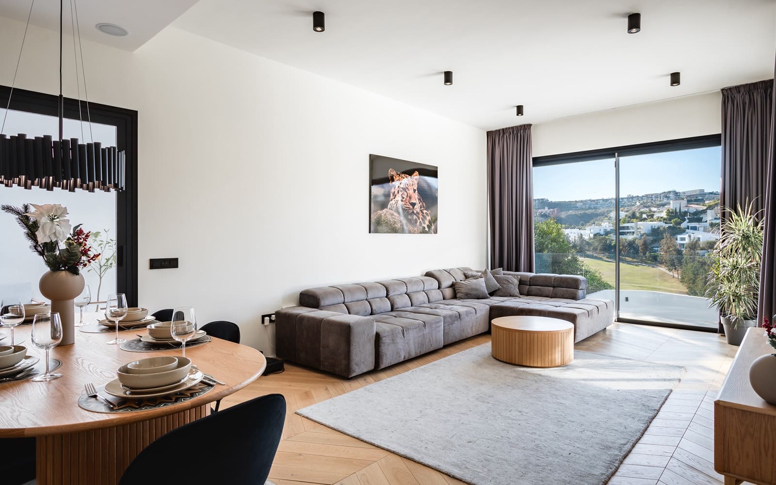 5 Zimmer Villa zu verkaufen in Benahavis mit Pool Garage - 1.299.000 € (Ref: 9533372)