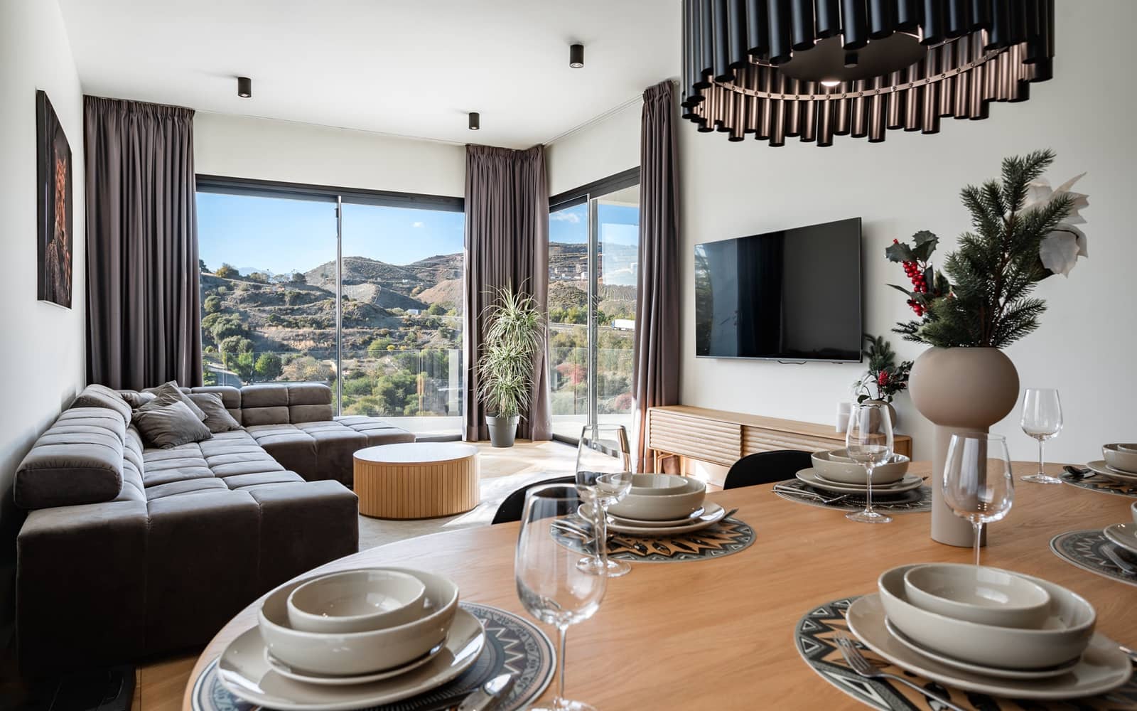 5 Zimmer Villa zu verkaufen in Benahavis mit Pool Garage - 1.299.000 € (Ref: 9533372)