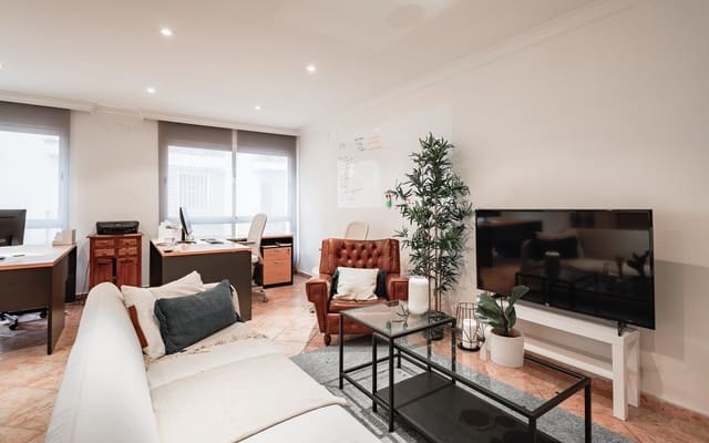 2 soverom Kontor til salgs i San Pedro de Alcantara, Marbella - € 295 000 (Ref: 9535624)