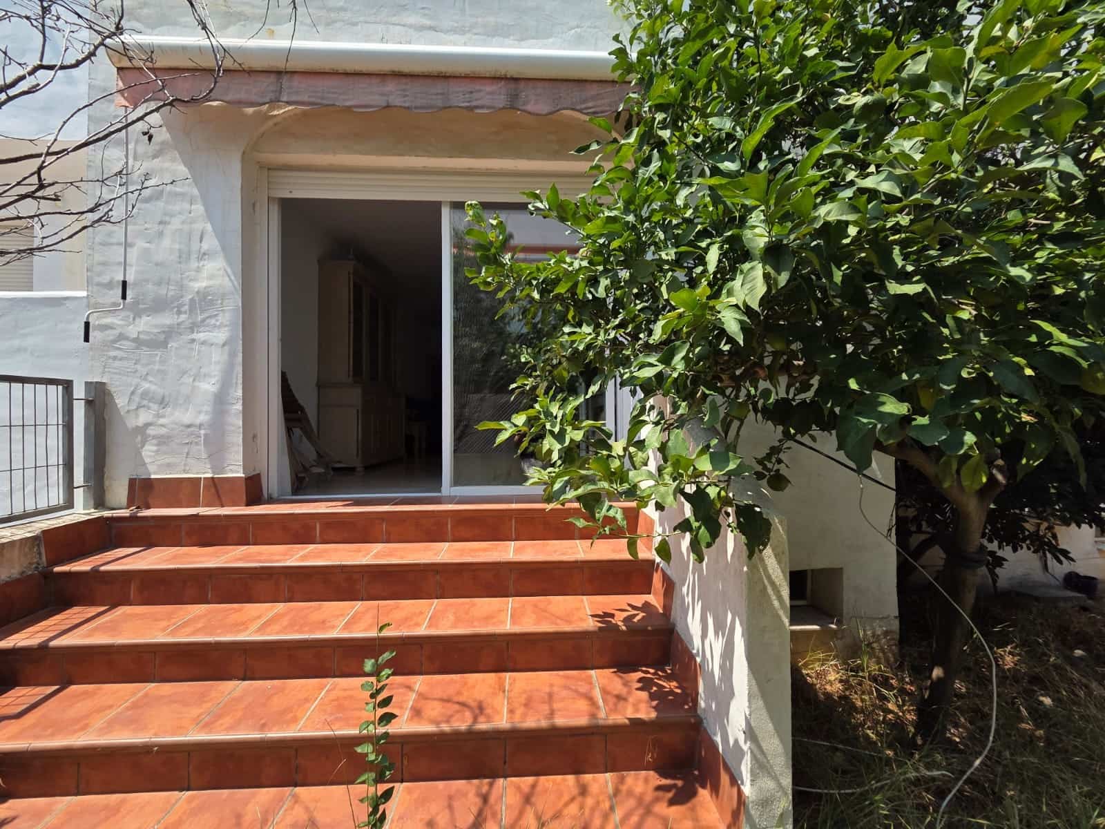 4 quarto Moradia Geminada para venda em Marbella com piscina garagem - 735 000 € (Ref: 9536687)