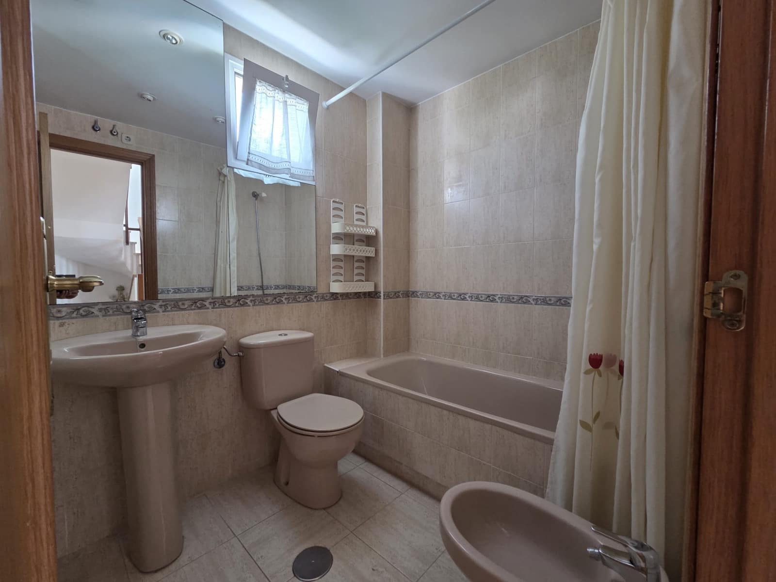 4 quarto Moradia Geminada para venda em Marbella com piscina garagem - 735 000 € (Ref: 9536687)