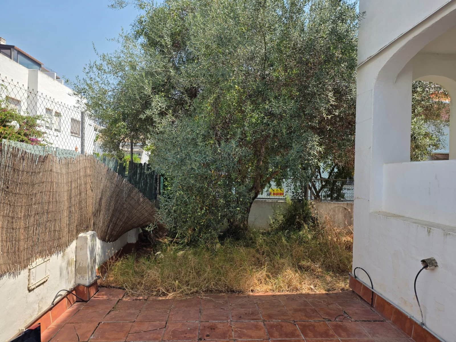 4 quarto Moradia Geminada para venda em Marbella com piscina garagem - 735 000 € (Ref: 9536687)