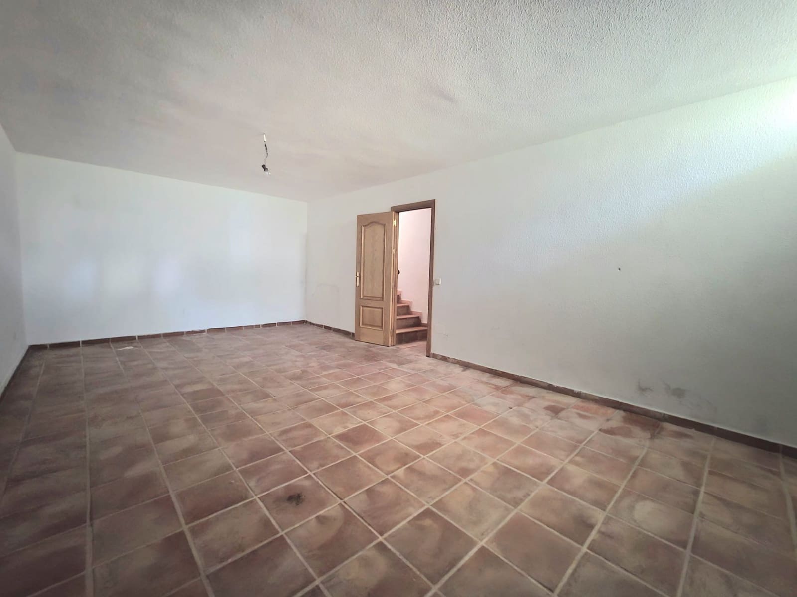 4 quarto Moradia Geminada para venda em Marbella com piscina garagem - 735 000 € (Ref: 9536687)