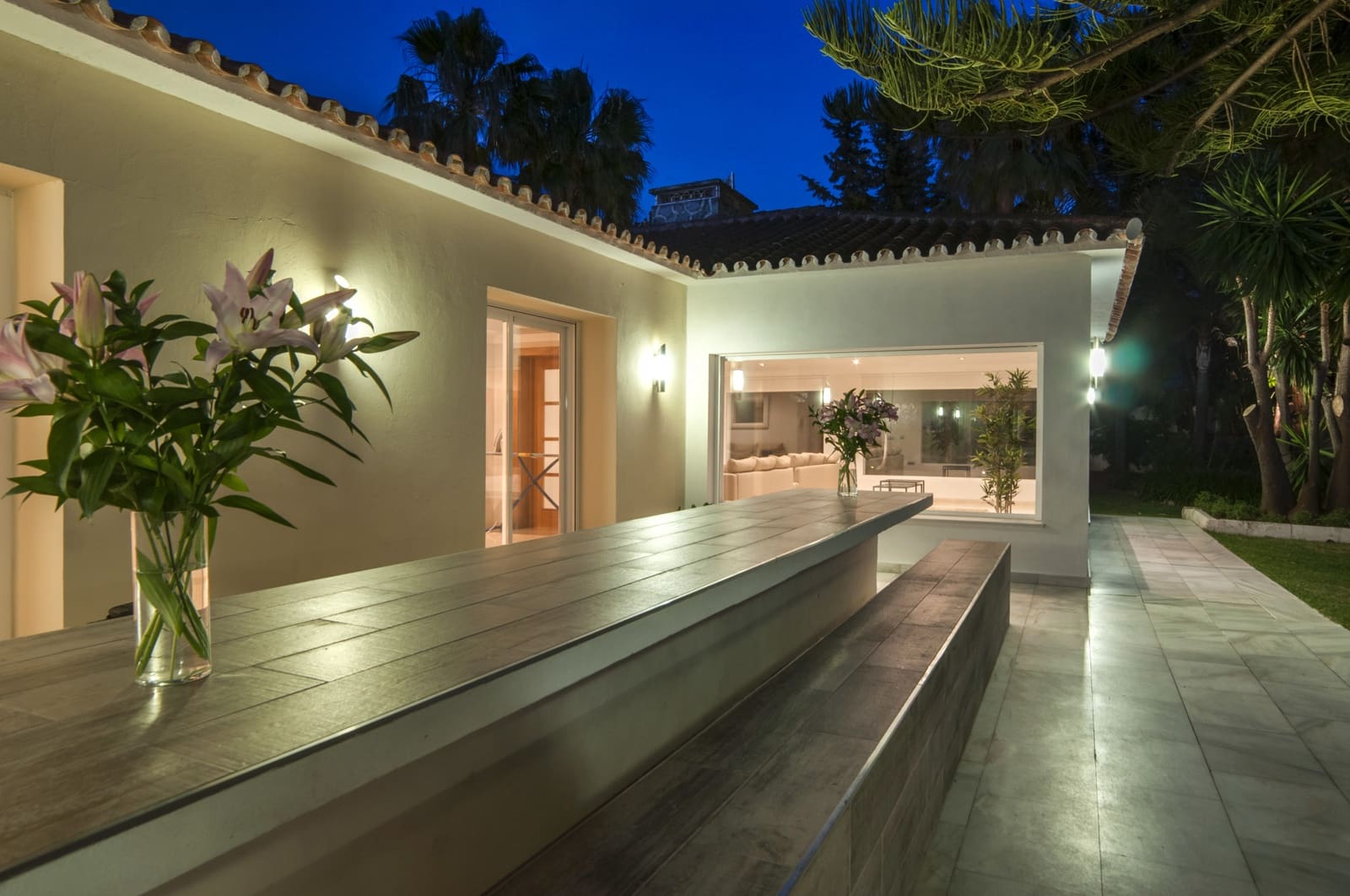8 soverom Villa til salgs i Marbella med svømmebasseng garasje - € 4 500 000 (Ref: 9543154)