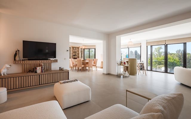 4 quarto Moradia para venda em Guadalmina Alta, Marbella com piscina garagem - 2 595 000 € (Ref: 9543155)