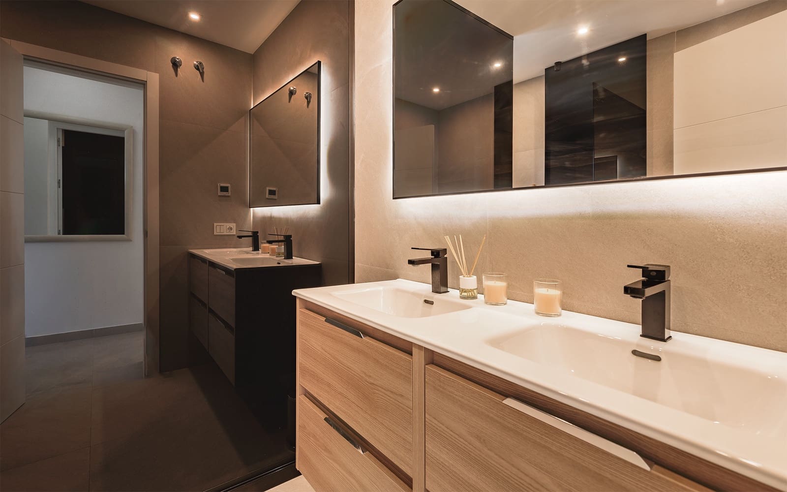 4 quarto Moradia para venda em Guadalmina com piscina garagem - 2 595 000 € (Ref: 9543155)