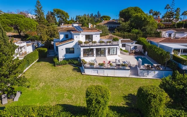 4 quarto Moradia para venda em Guadalmina Alta, Marbella com piscina garagem - 2 595 000 € (Ref: 9543155)