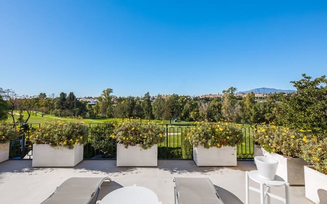 4 quarto Moradia para venda em Guadalmina Alta, Marbella com piscina garagem - 2 395 000 € (Ref: 9543155)