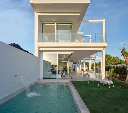 3 camera da letto Villa in vendita in Marbella con piscina garage - 1.950.000 € (Rif: 9551081)
